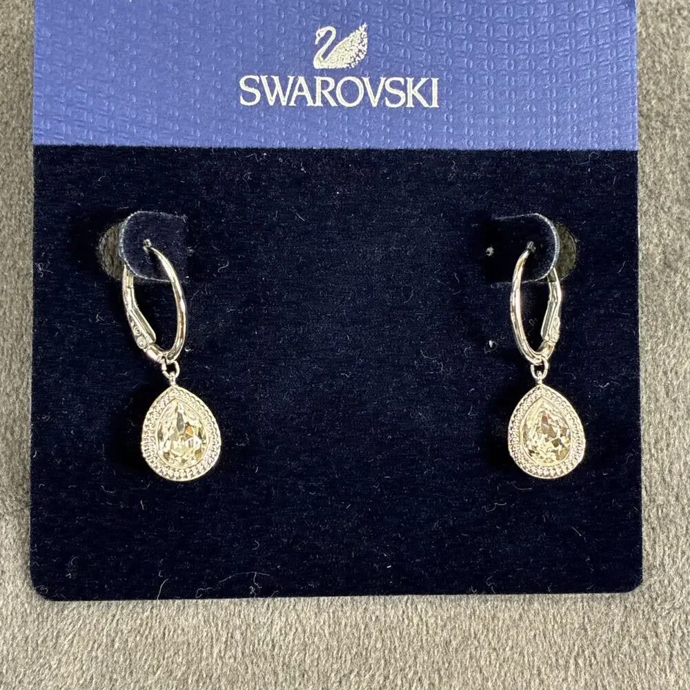 2pr New Swarovski Pierced Earrings Clear Teardrop Crystal 5036776 Aneesa Charity